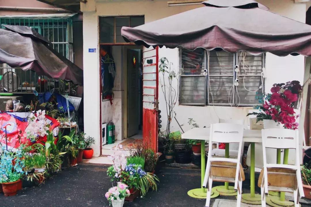 这家藏在老小区里的风味小馆，去一次就爱上话痨老板娘！