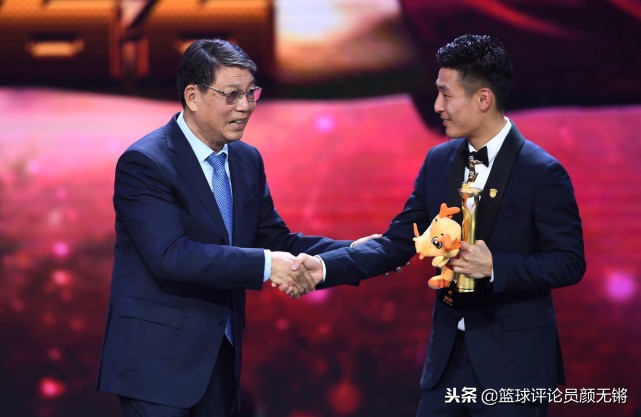 中超名帅怒批武磊,中超名帅武磊完整版