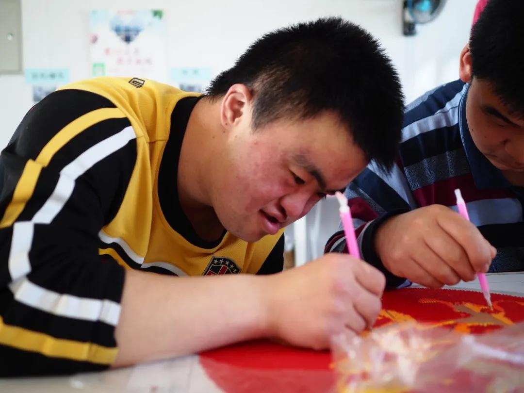 我是一颗小小草，春天何时到