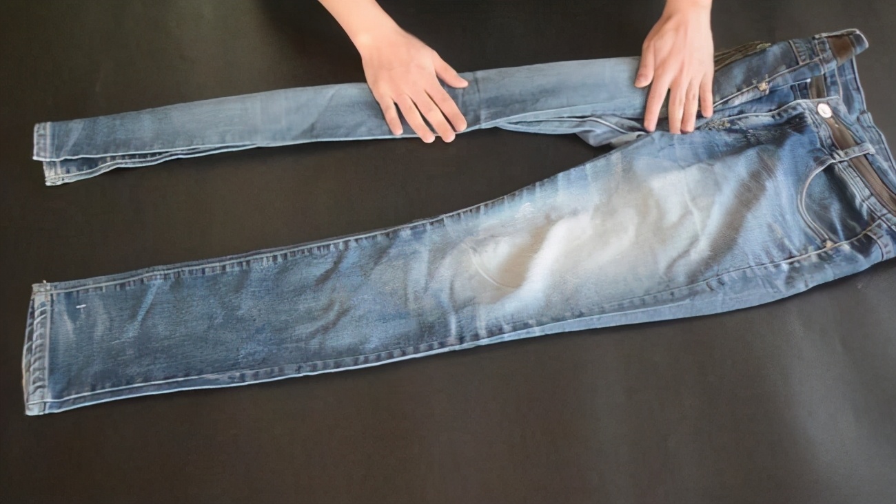 衣服太多怎么收纳女士裤子,怎么收纳裤子最简单的方法