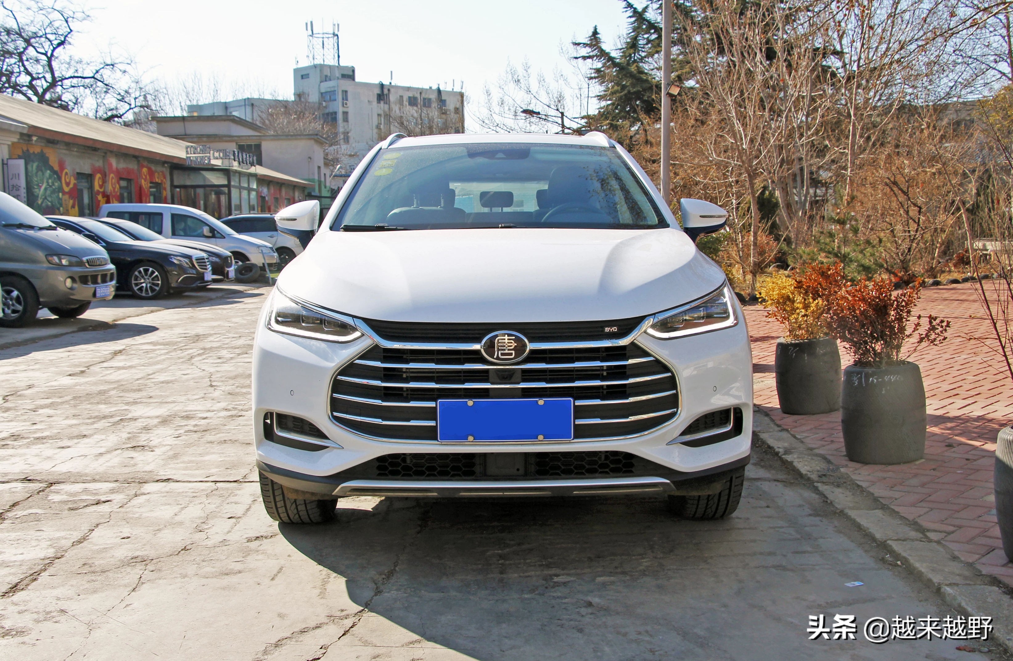 比亚迪燃油版安全性能,比亚迪唐油电混动安全性