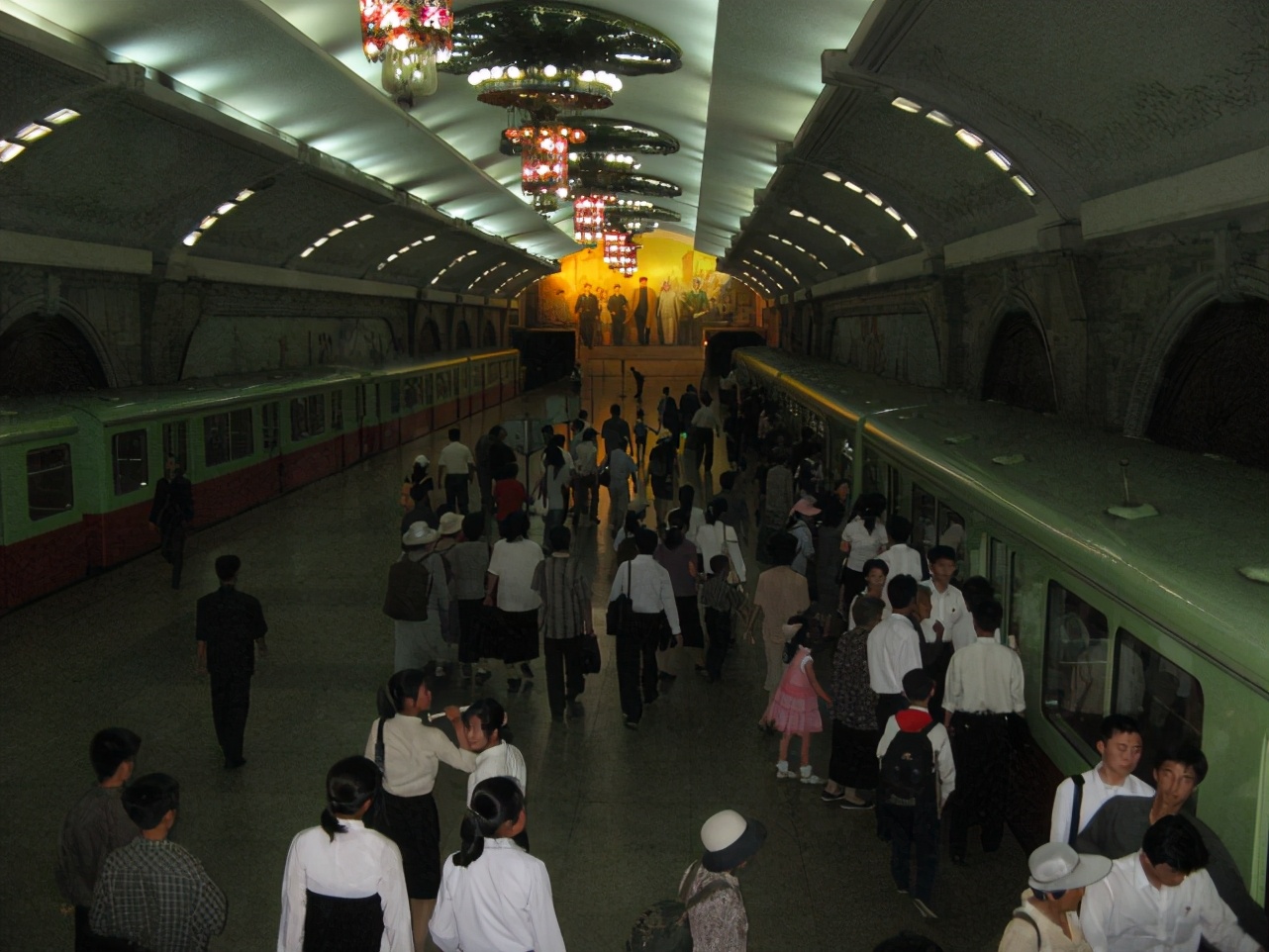 女生眼中的朝鲜vs男生眼中的朝鲜,朝鲜人眼中的中国印象