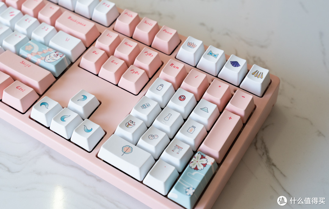 618键盘购买指南：国产外设品牌，高颜值特色键盘盘点