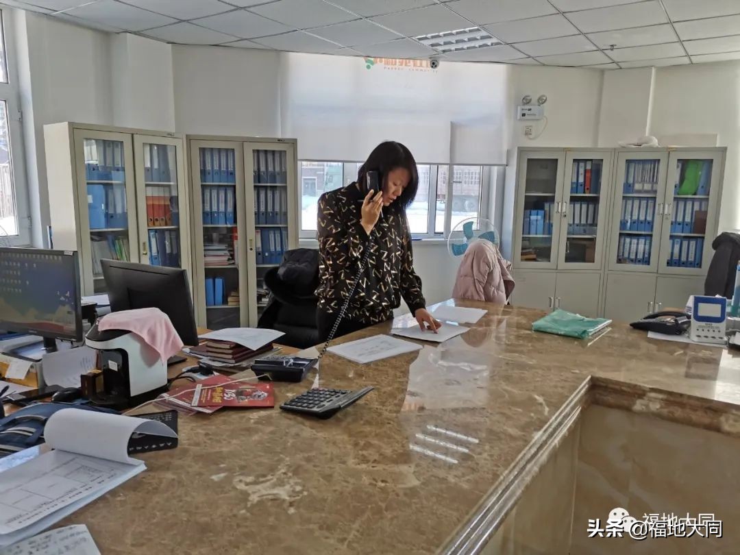 疫情防控与街道重点工作,充实街道社区疫情防控力量