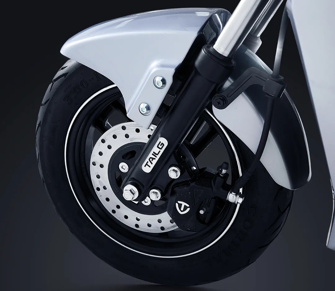 台铃石墨烯云电池和锂电池哪个好,台铃电动车48v20安锂电池能跑多远