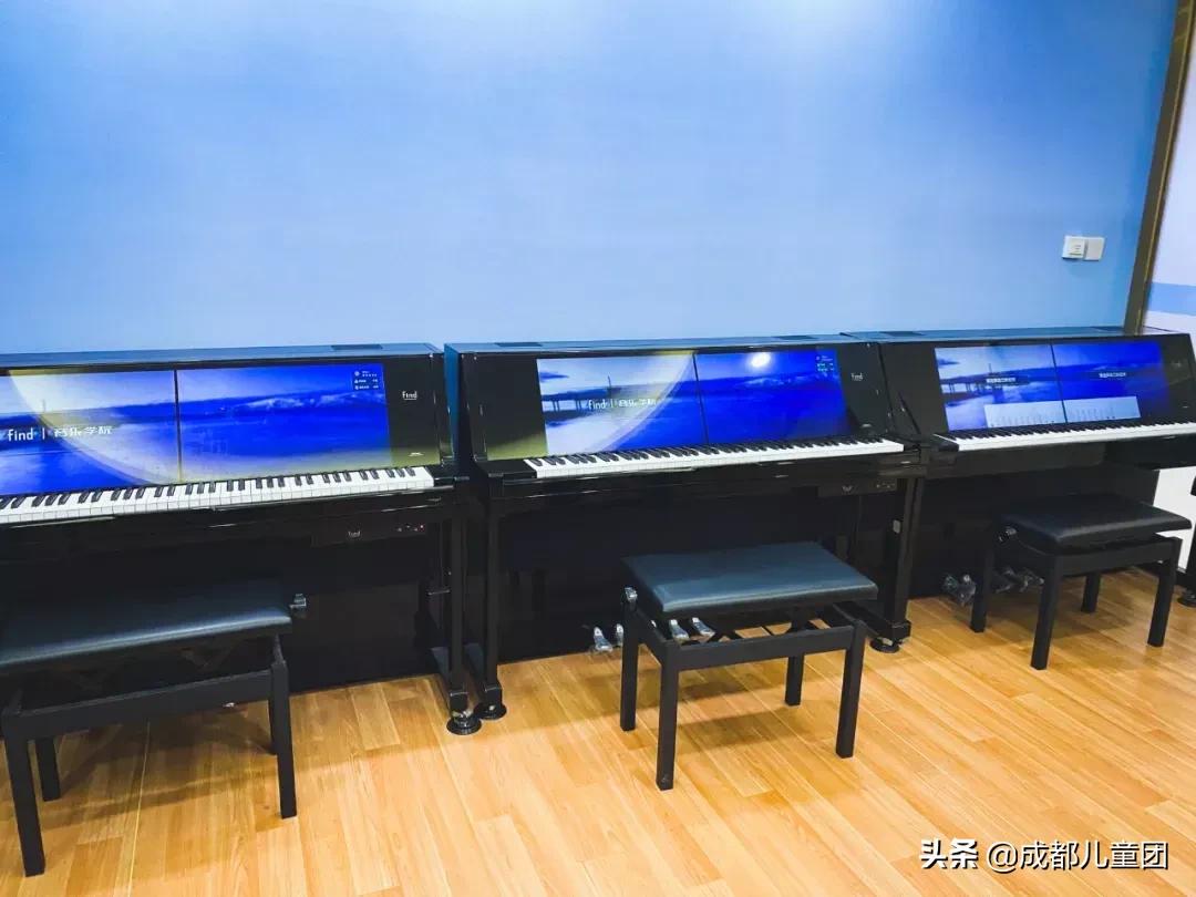 郎朗自用电钢琴,郎朗代言的练琴软件