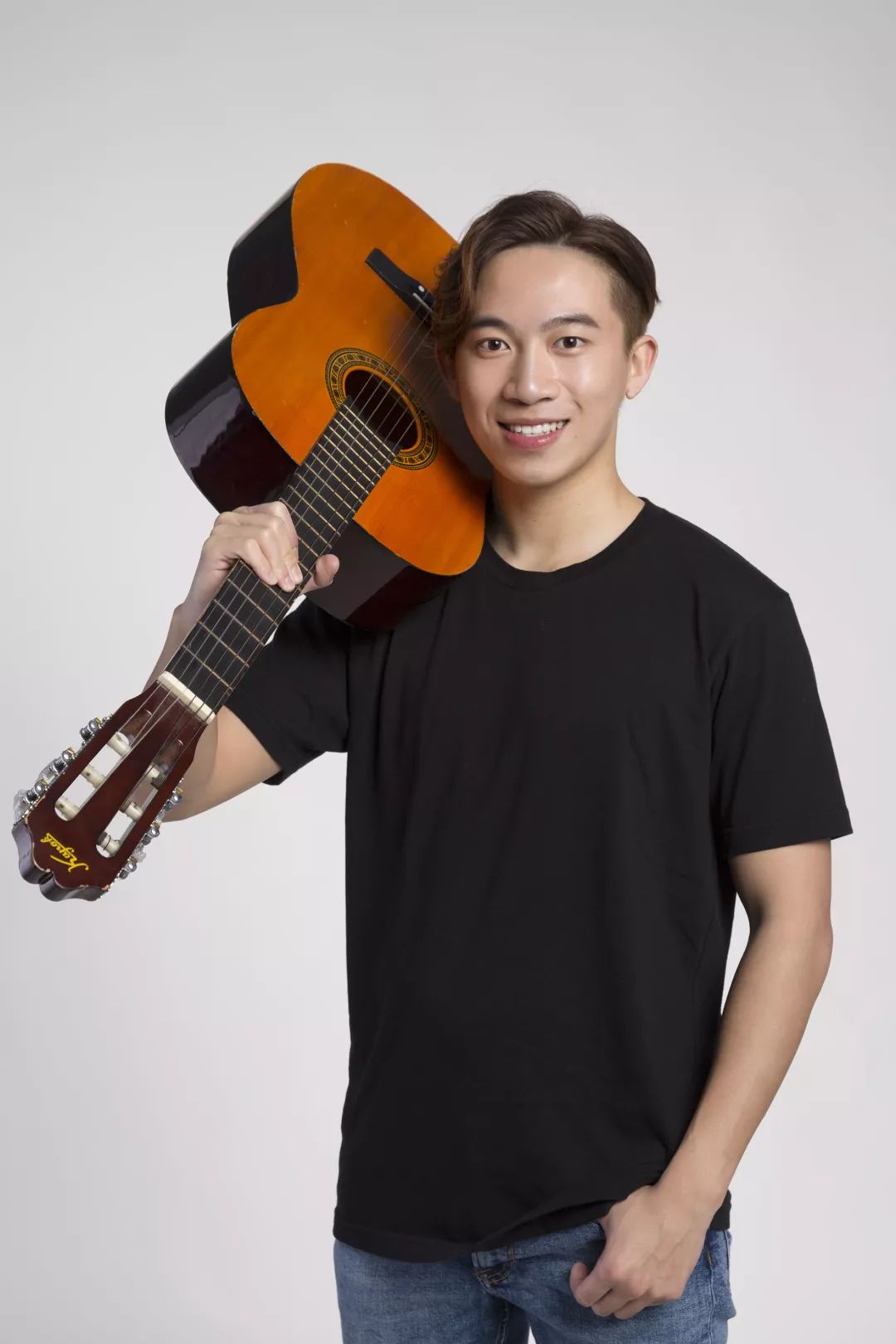 黄霑顾嘉辉1998演唱会高清完整版,黄霑顾嘉辉现场作曲的歌名