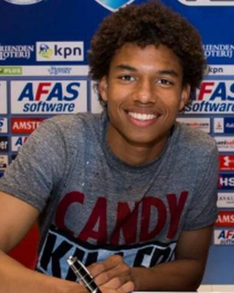 终于明白为什么科曼如此看重斯滕斯：无愧于范佩西的接班人