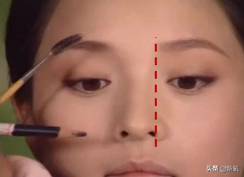 简单快捷适合各种脸型的毛眉画法,毛戈平标准眉形理论