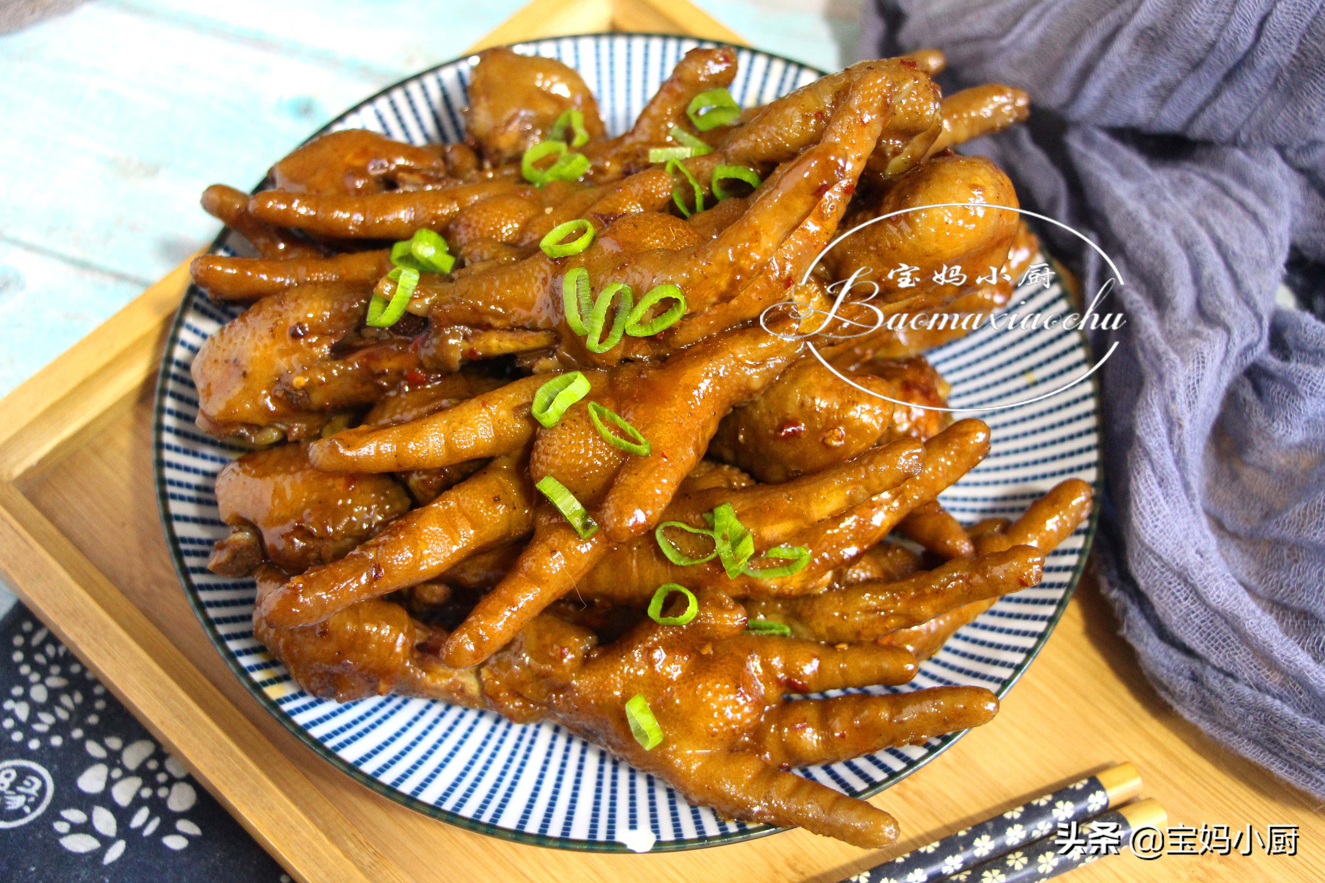 麻辣鸡爪怎么样做才能够香糯软烂,软烂麻辣鸡爪的正宗做法