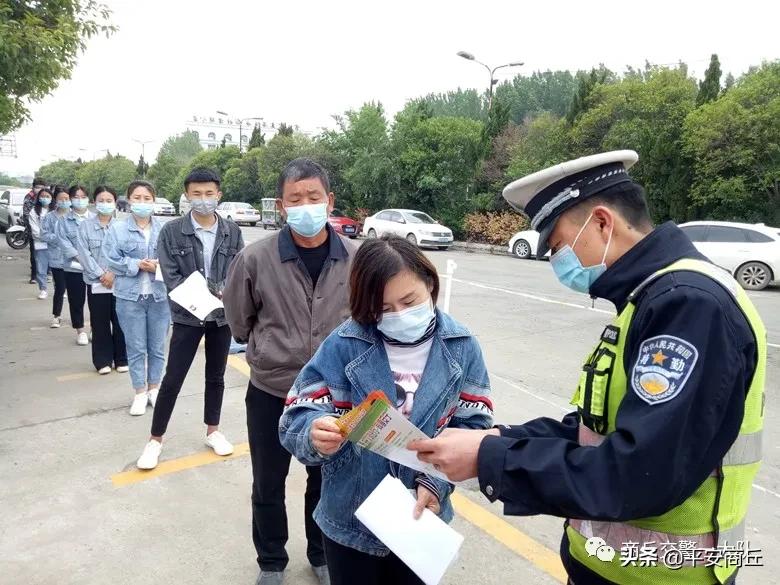 交警大队一盔一带主题宣传措施,一盔一带安全宣传交警