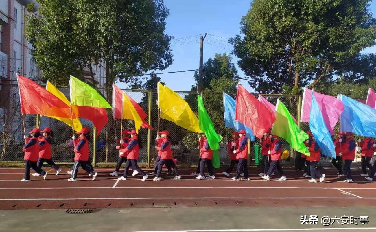 中心学校春季运动会活动简讯,释放青春活力展现青春风采