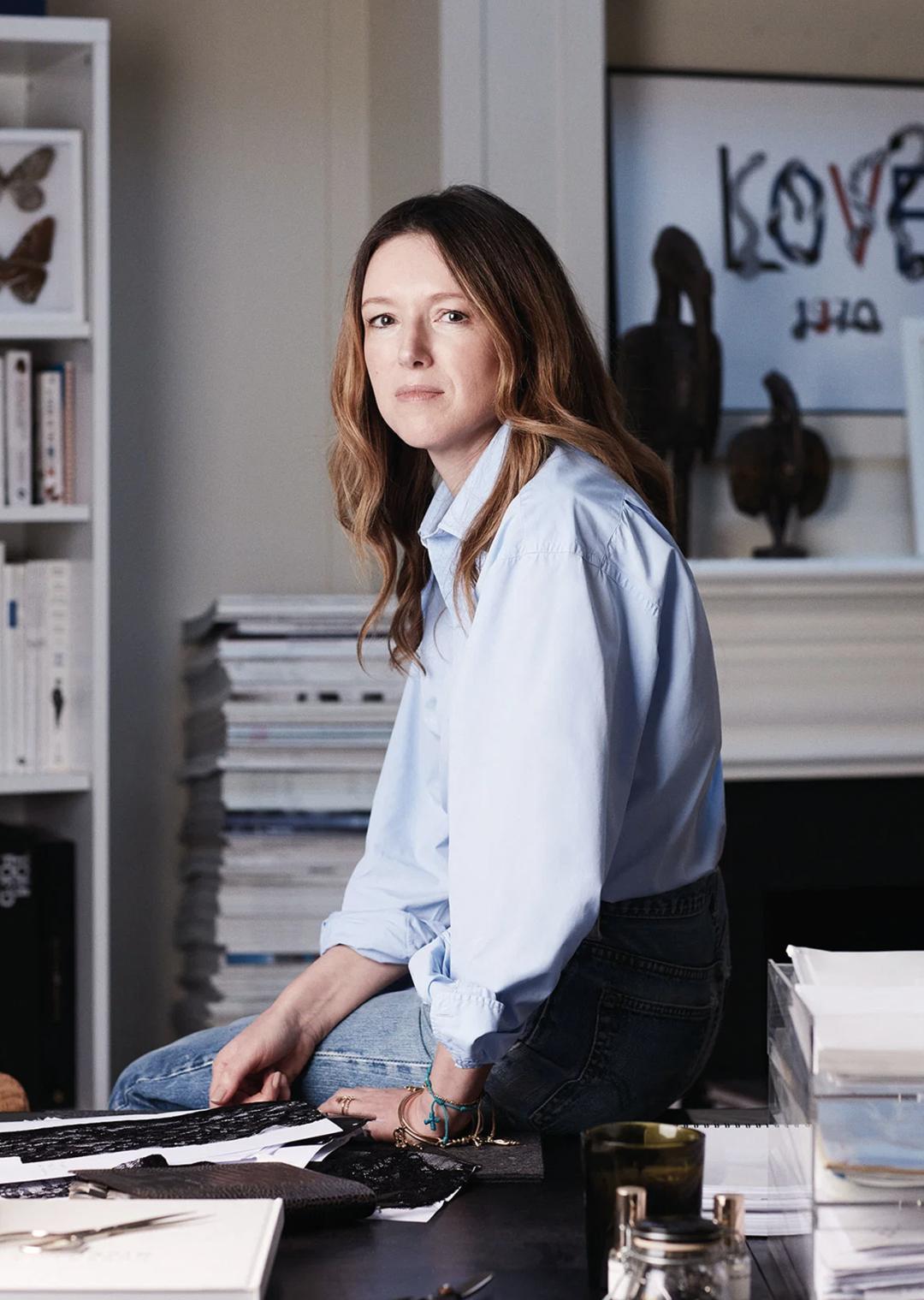 那个给Chloé设计出小猪包的设计师居然被Givenchy炒鱿鱼了