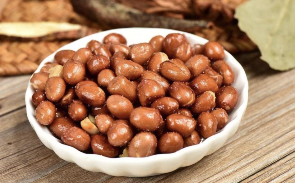 各种菜系如何搭配酒水,什么菜系与白酒最搭