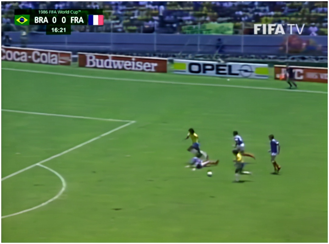2006世界杯法国vs巴西经典图片,1986法国巴西