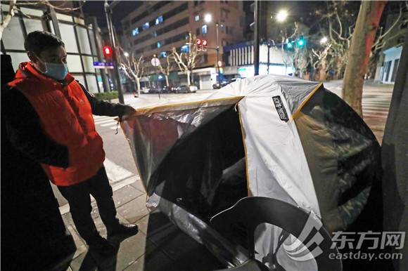 疫情防控隔离点帐篷,疫情防控国道旁边帐篷