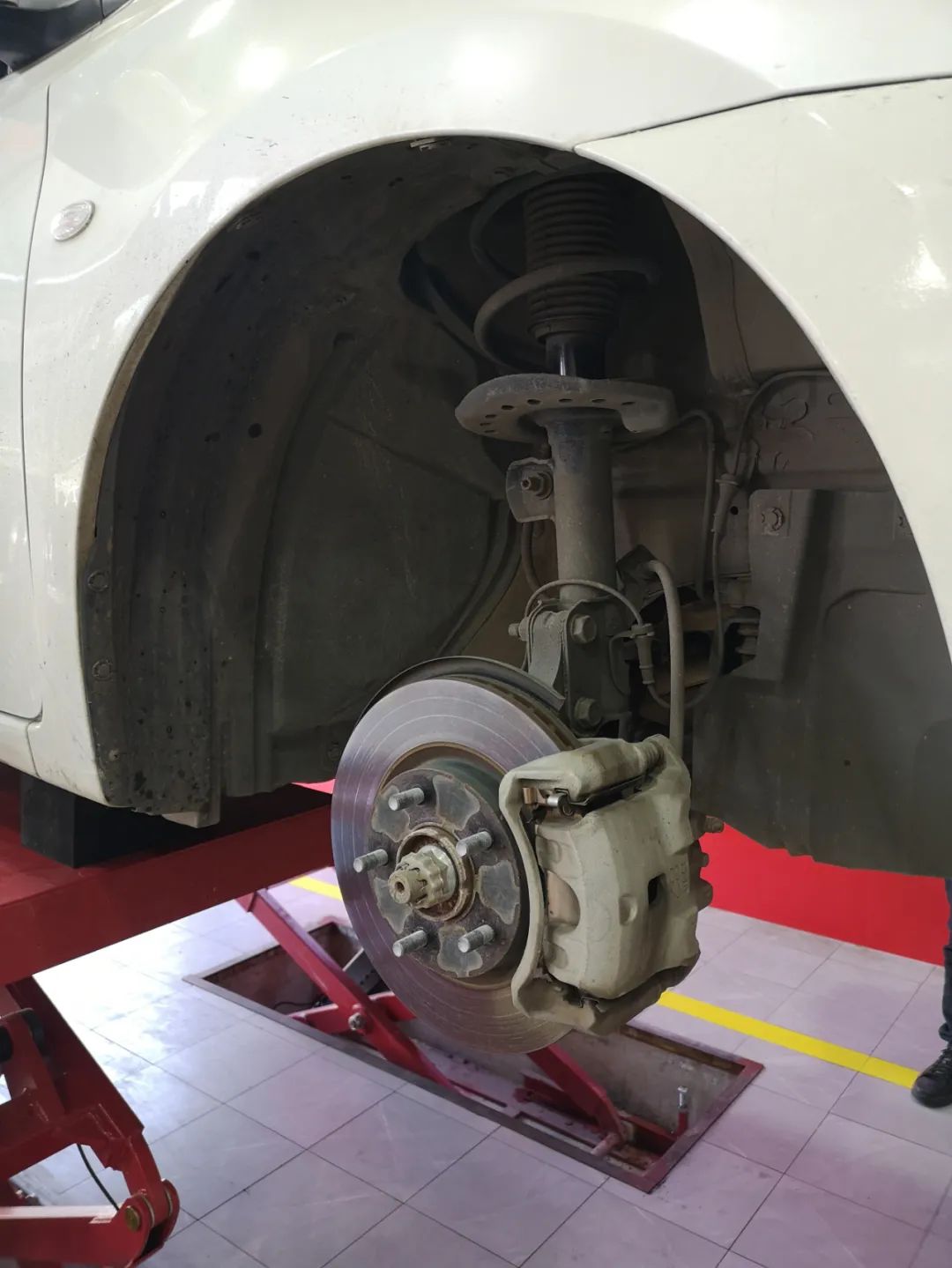 在途虎换轮胎贵还是便宜,途虎换轮胎到底便宜多少