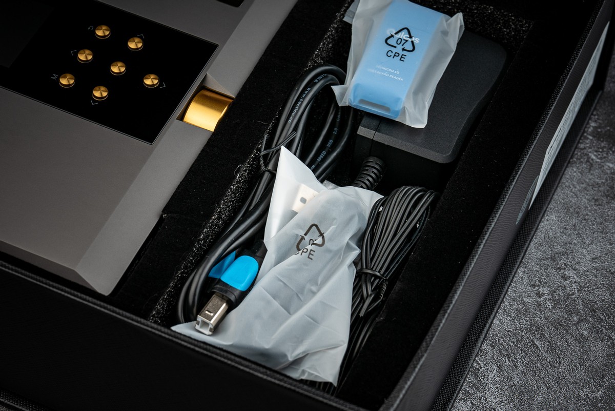 一次对自己的双重超越——QA390LE限量版听感分享&初代数据对比