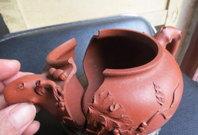 紫砂壶损坏了怎么修复,紫砂壶不小心摔坏怎么办