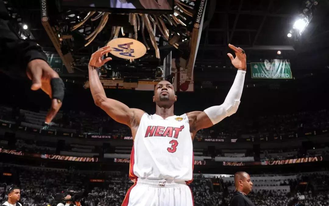 穿李宁在女生眼里,经常穿李宁的女生性格