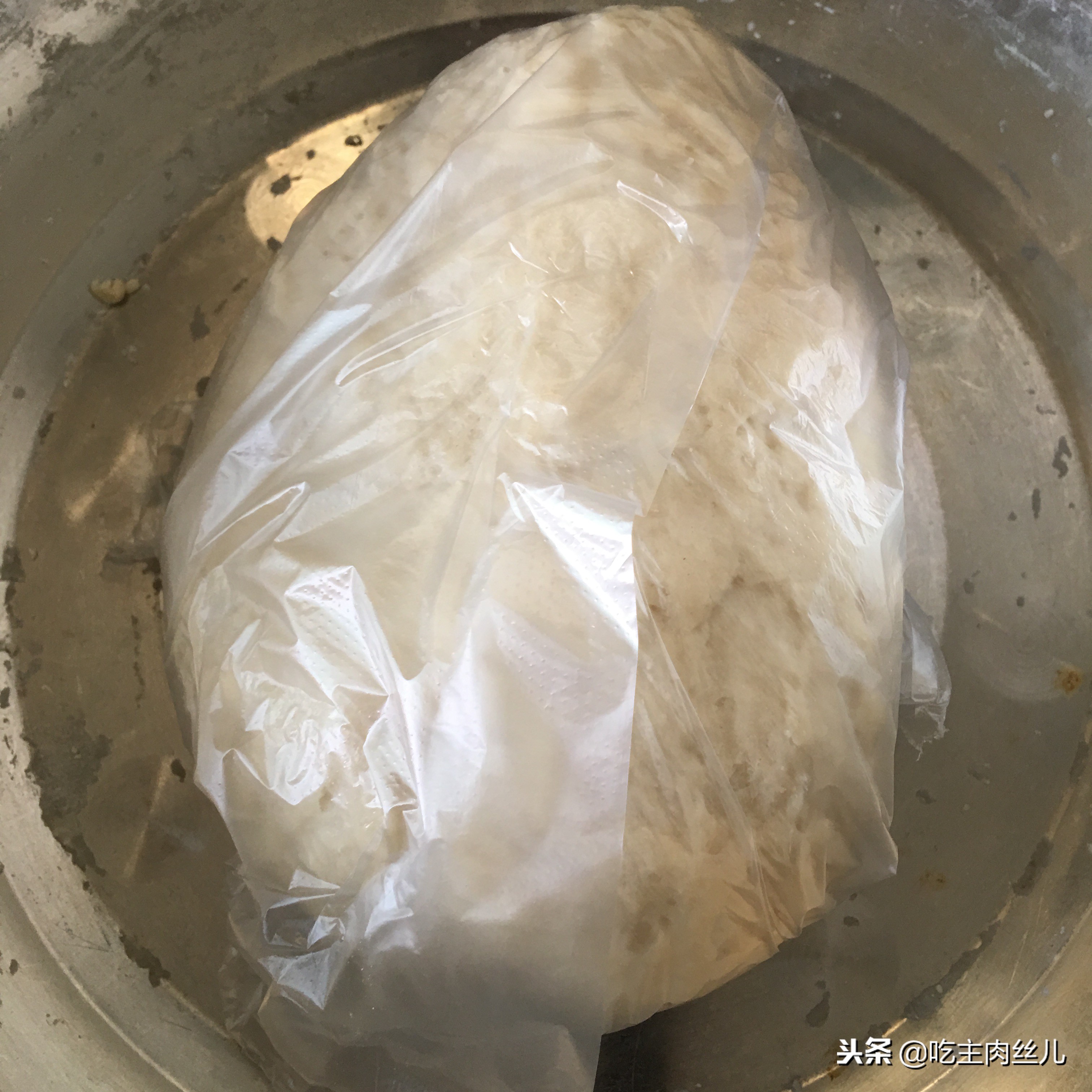 饺子皮不硬的秘诀,饺子皮不粘的小窍门