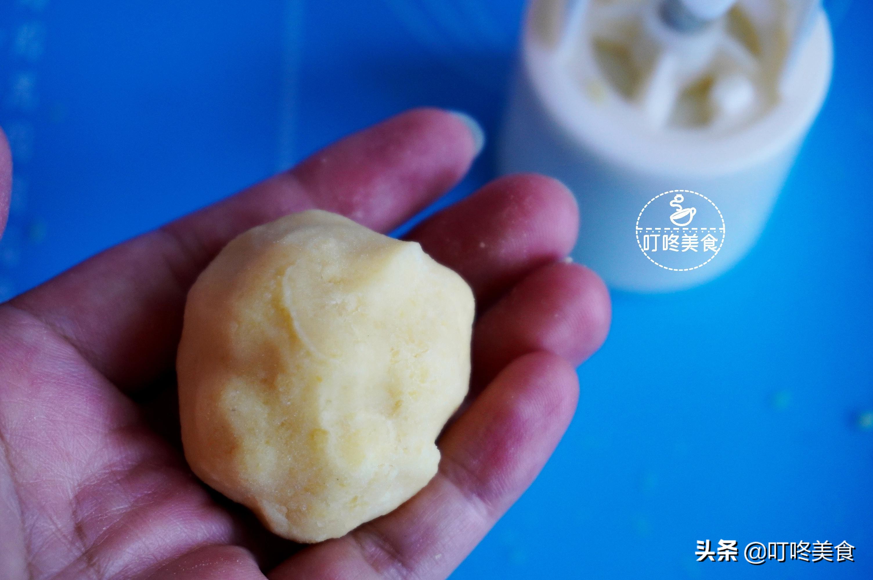 想吃绿豆糕不用买了，教你超简单的自制方法，香甜细腻，0添加剂