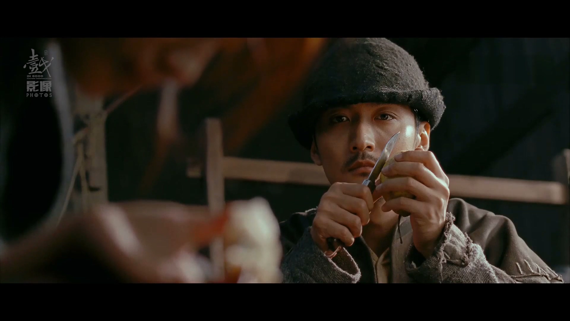 少年目睹姐姐被*暴强**深度抑郁,成为绝世高手却终究敌不过时代