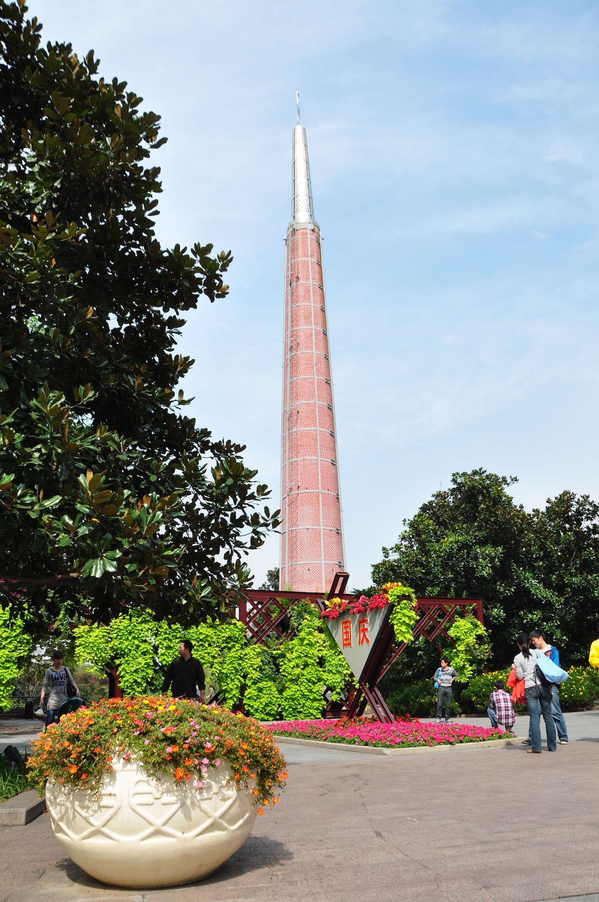 上海香榭丽舍大街,上海有一条东方的香榭丽舍大街