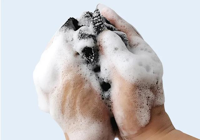 日本发明了洗澡按摩器,日本变态护颈神器