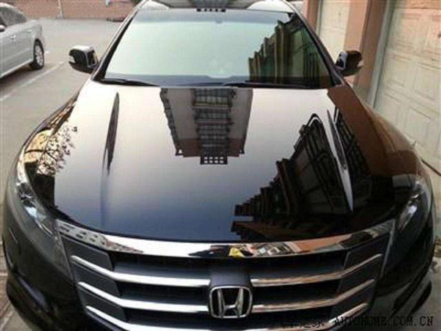 车漆老旧无光泽？打蜡烧钱伤车！教你这三招，漆面光亮如新更有面