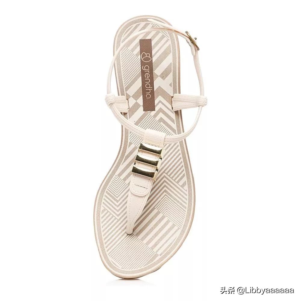 好物分享宝宝学步凉鞋,入手一双又软又舒服的凉鞋