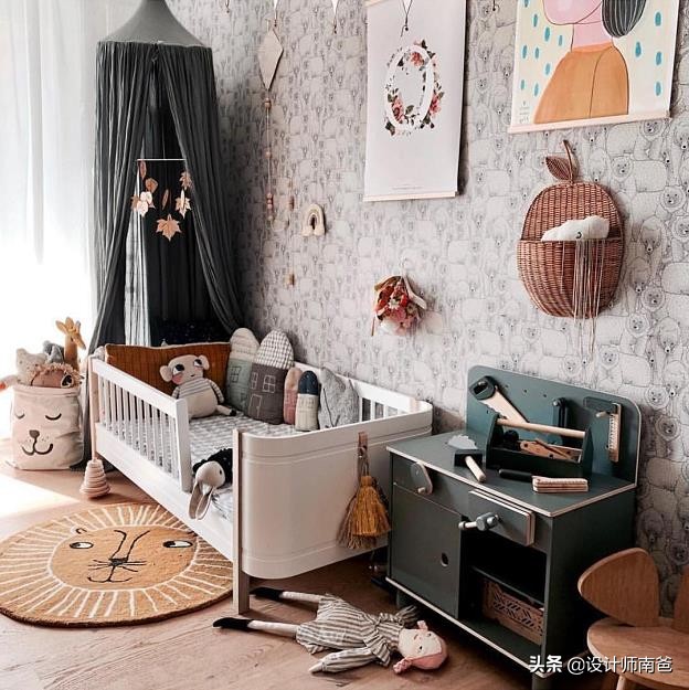 七岁的孩子夜里掉下床怎么办,孩子半夜从床上掉下去怎么办