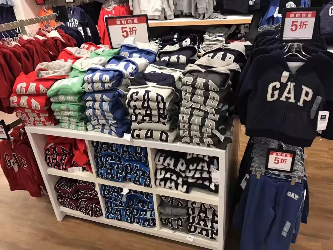 折扣全靠缘?快时尚「骨折」攻略了解一下