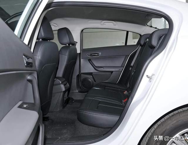 观致3自动挡领先版,观致32018领先款