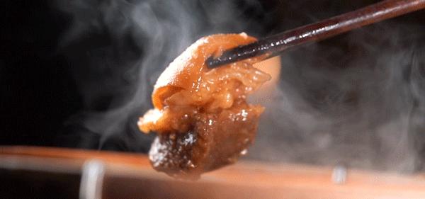 老西关炭炉羊肉煲，不给蘸酱！藏在村子里，门口停满豪车