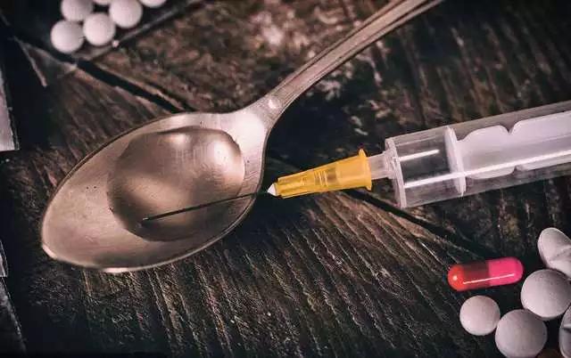 吸毒给人带来的影响,吸毒的女人生出来的孩子有影响吗