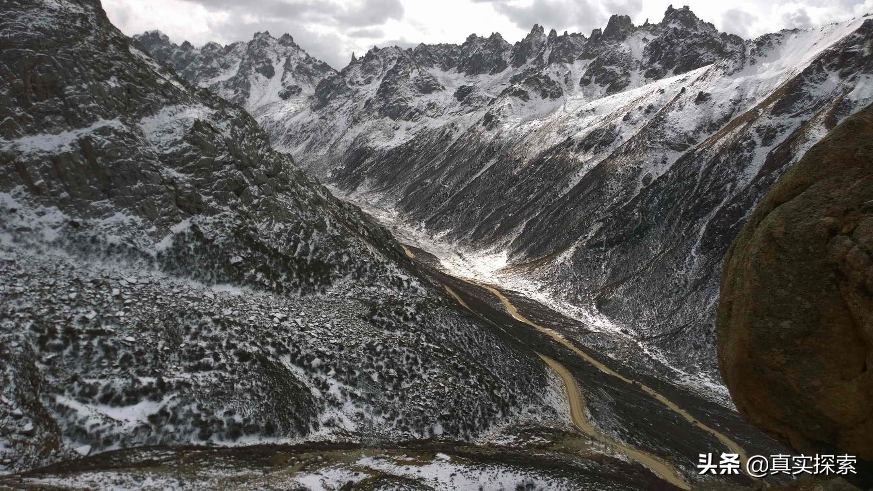 陆风x9翻越雀儿山视频,陆风x9川藏自驾游