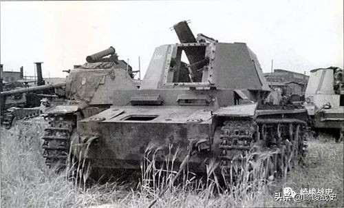 二战德军野蜂式自行火炮,二战德军sfh15榴弹炮