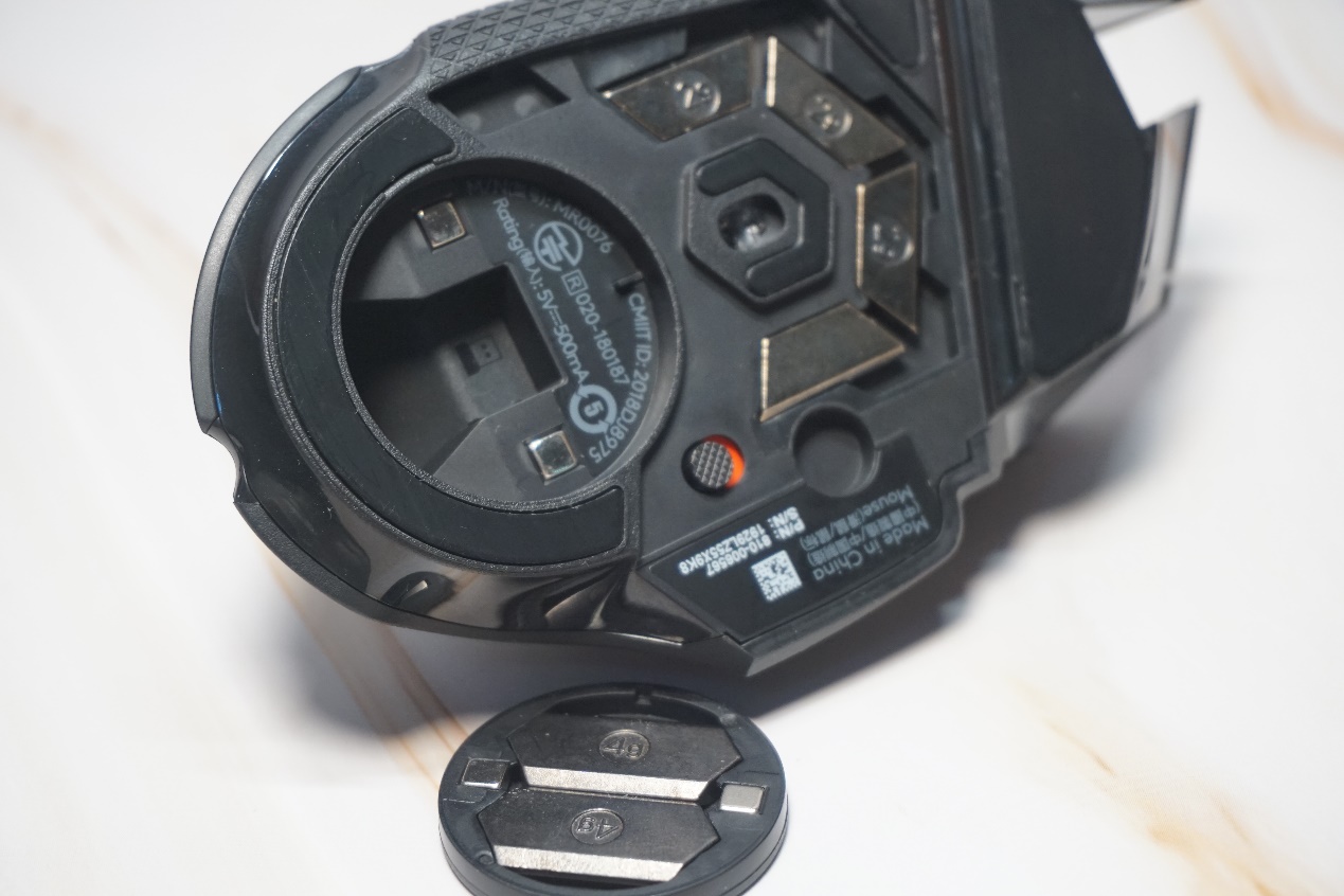 罗技g502鼠标移动速度太快了,罗技g502鼠标宏无限点击