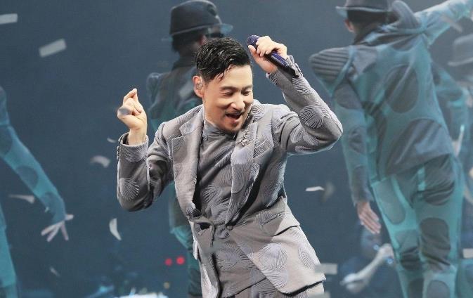 明星唱歌忘词视频大全,明星唱歌忘词怎么办