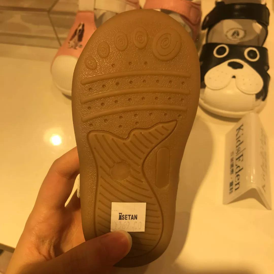 高颜值凉鞋小孩,什么材质的凉鞋鞋底最软