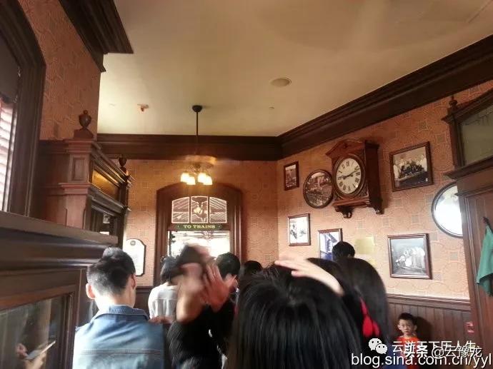 香港迪士尼乐园亲子游,香港迪士尼儿童乐园