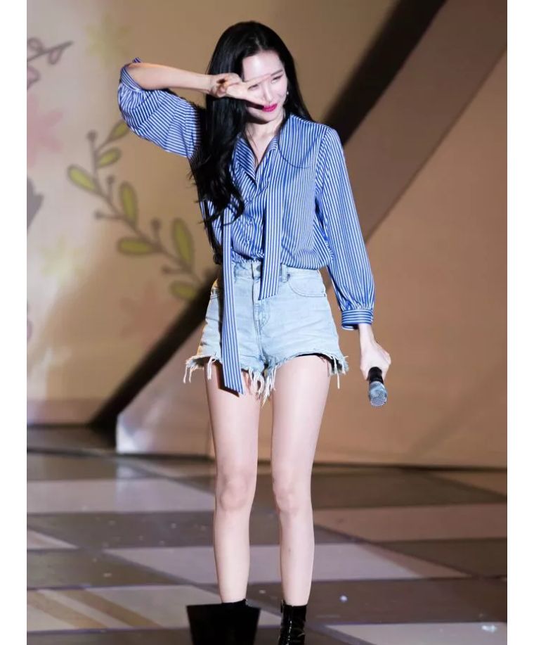 脸颊没肉是太瘦了么,韩国爱豆要瘦到多少斤