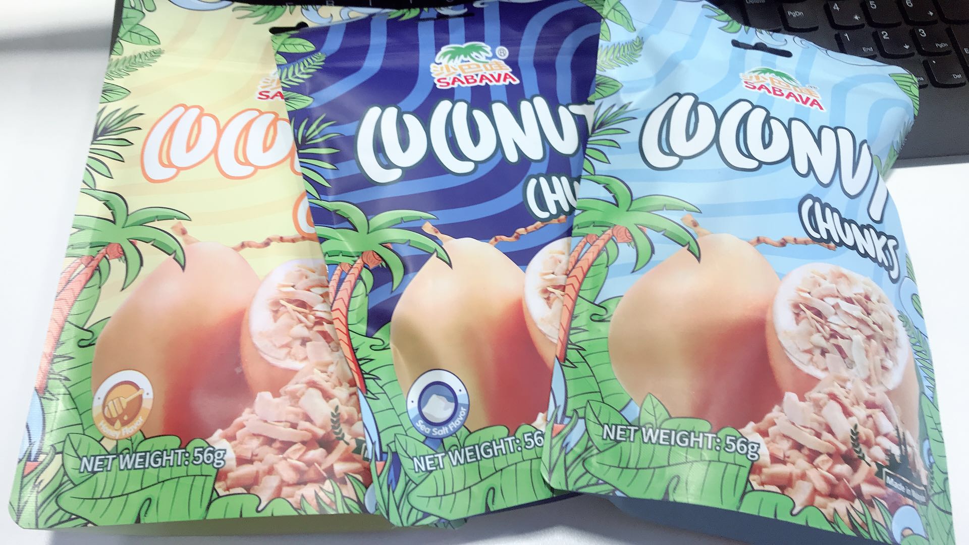 椰香味十足的椰子脆块,马来西亚椰子脆