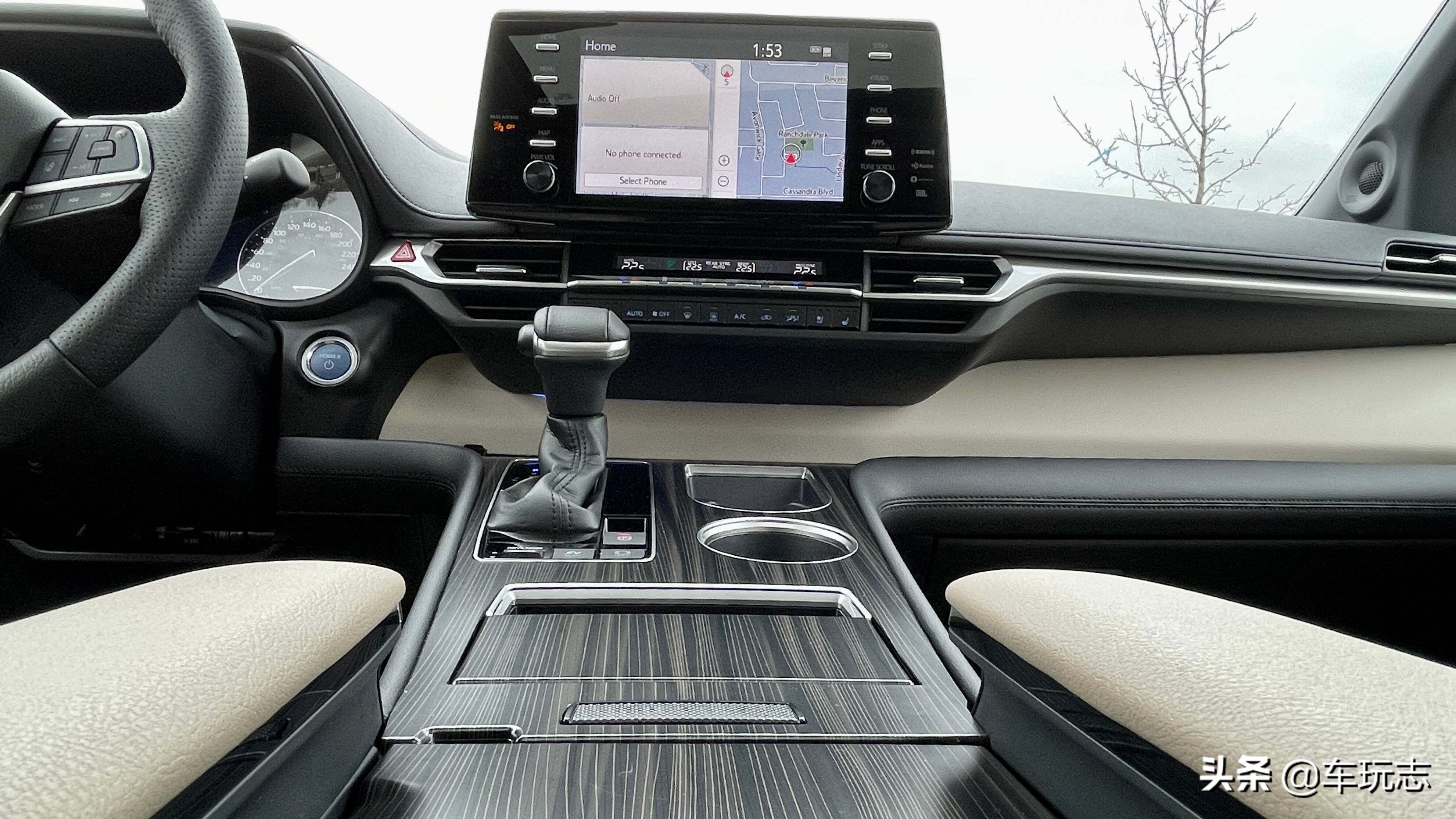 全新丰田sienna塞纳运动版,丰田mpv塞纳toyotasienna试驾