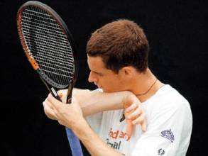 拧衣服后手腕疼怎么回事,拧衣服导致手腕痛