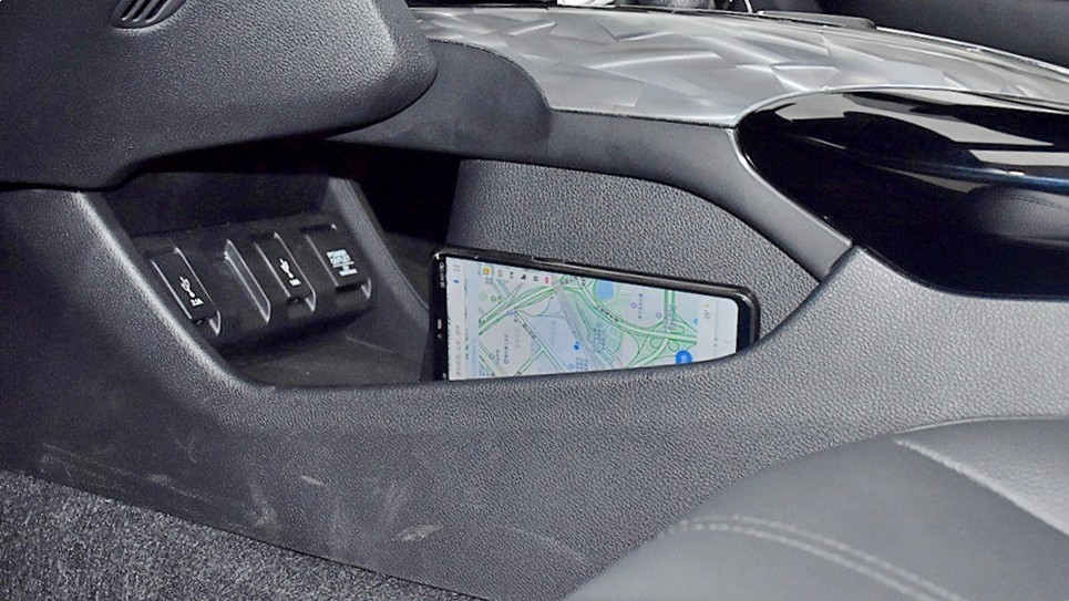 空间魔术师本田飞度,空间魔术师缤智