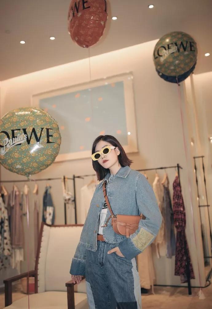 最新款的腰包简单一点,斜挎腰包最值得入手的大牌