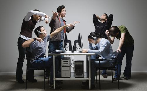 吃鸡寒冰7耳机测评,吃鸡性价比入耳式耳机推荐电竞