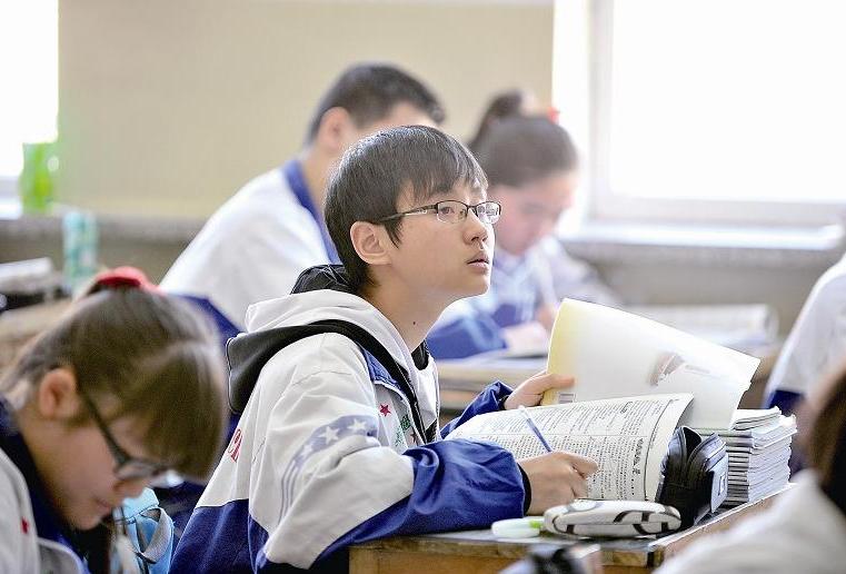 “入学吉大，我好痛苦”，大学生真实吐槽学校，却被说凡尔赛